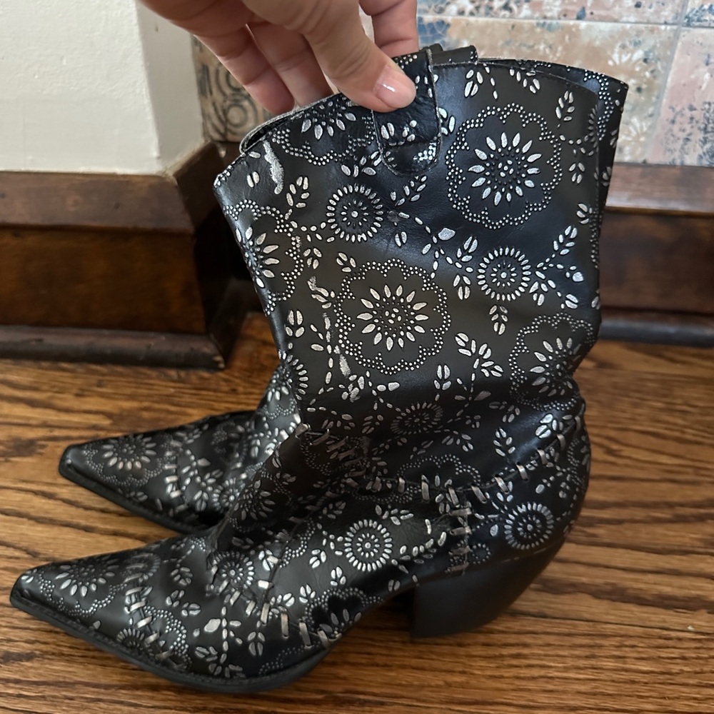 BCBG Paris Black and White Floral Cowgirl Boots